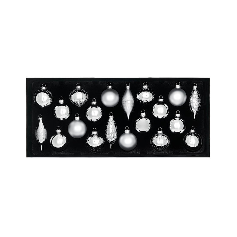 11.61cm Solid Colour Plastic / Acrylic Bauble, Silver