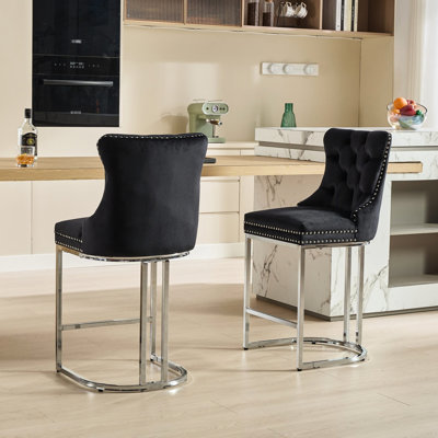 Tabouret de bar de 25 po de hauteur, de 2, en velours moderne avec dossier à boutons et garniture de rivets, base en métal chromé, noir pour hauteur de salle à manger à domicile, pieds de base (2