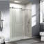 Porte de douche coulissante simple, porte de salle de bain sans cadre avec douche à l'italienne-125293301