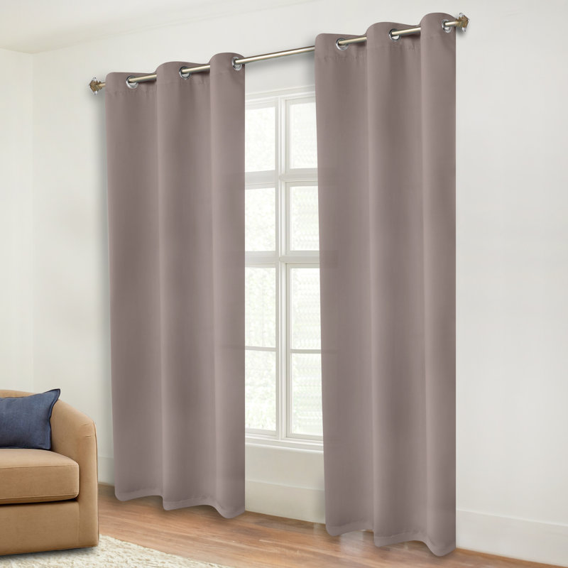 Paire de rideaux obscurcissant avec œillets Millendon, L 42 po x L 84 po, Taupe