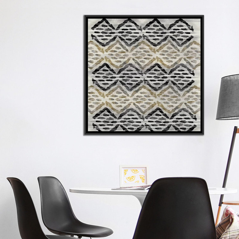« grey tribal iii », reproduction d’impression sur toile, H 37 po x l 37 po x P 1,5 po, Pas de tapis, Toile avec cadre noir