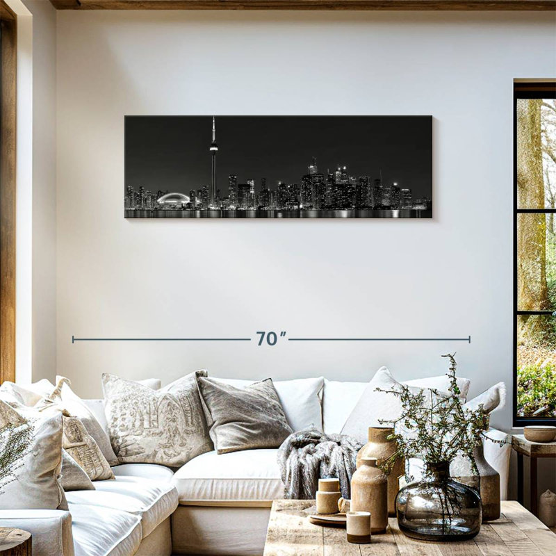 «Skylines And Cityscapes Toronto In Mon monochrome», reproduction sur toile, H 17 po x l 51 po x P 1,25 po