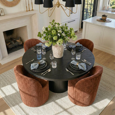 Ensemble de table de salle à manger pour 4 personnes avec table ronde en bois massif et 4 chaises rembourrées en chenille