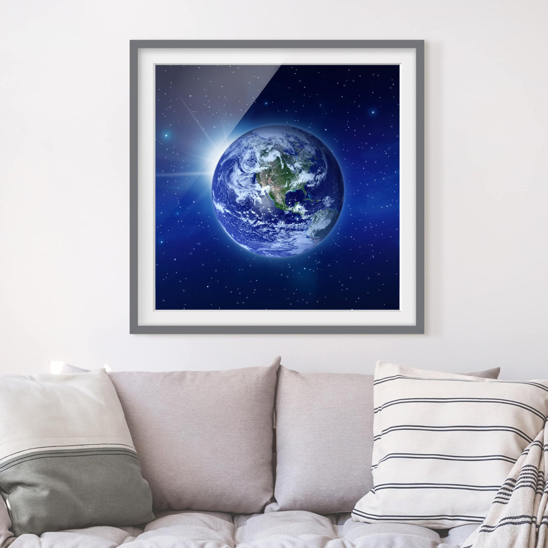 Gerahmtes Poster Earth in Outer Space