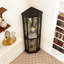 Vitrine de coin lumineuse-397308189
