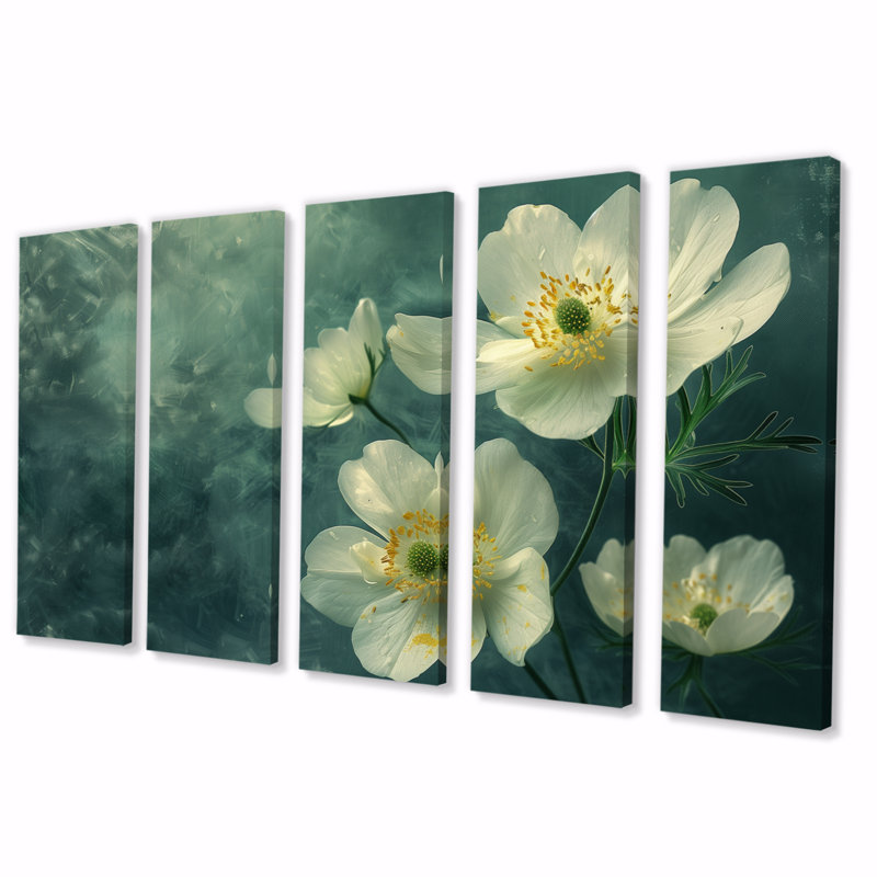 «White Green Buttercups Reflection - Buttercups», ensemble d'art sur toile, H 32 po x l 80 po