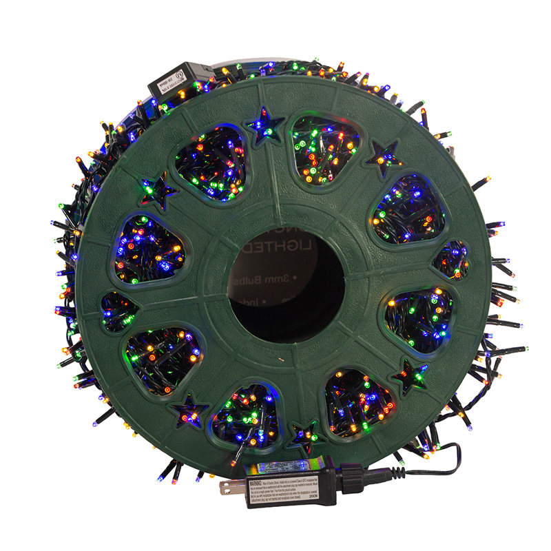 1 800 guirlandes de lumières, Multicolore