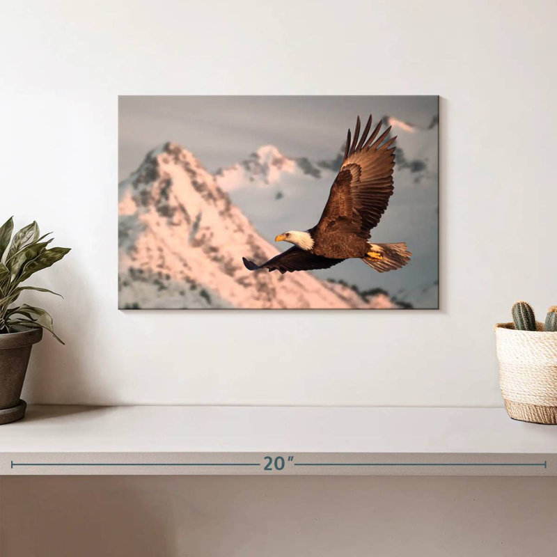 Brampt Majestic Bald Eagle, 8" H x 12" W