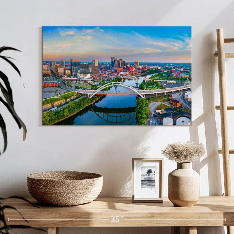 Nicci Nashville Skyline, 16" H x 24" W
