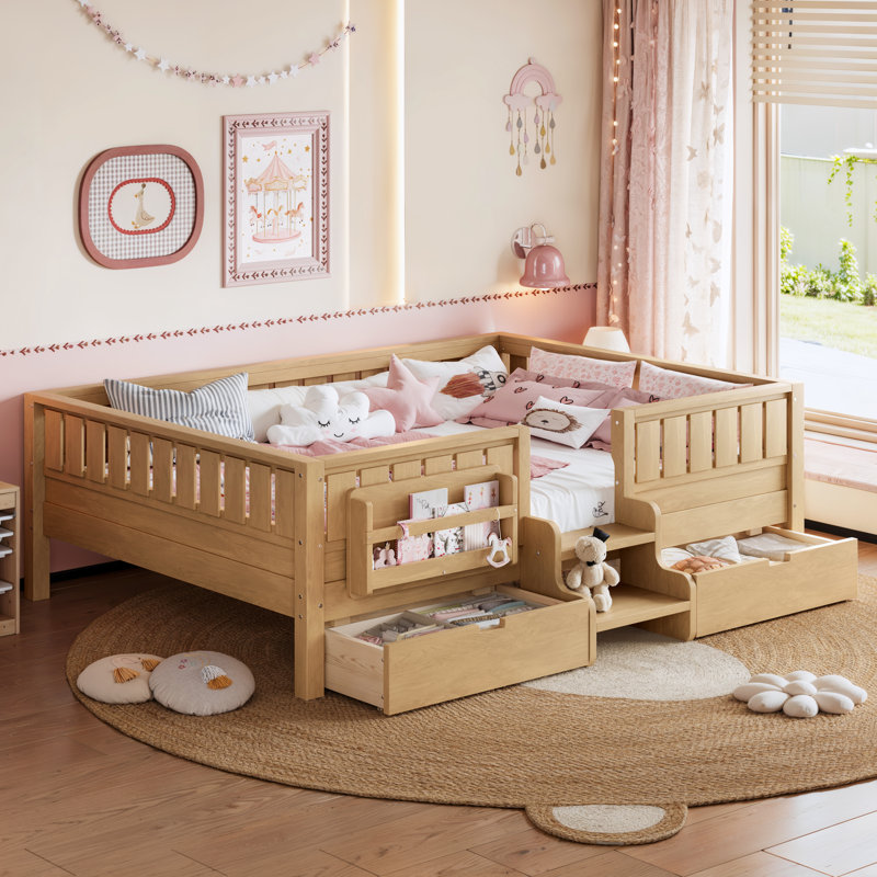Grand lit pour enfants avec tablettes intégrées et tiroirs de rangement, escalier de sécurité et garde-corps, naturel clair