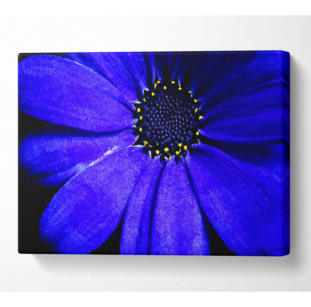 Electric Blue Petals - Kunstdrucke auf Segeltuch