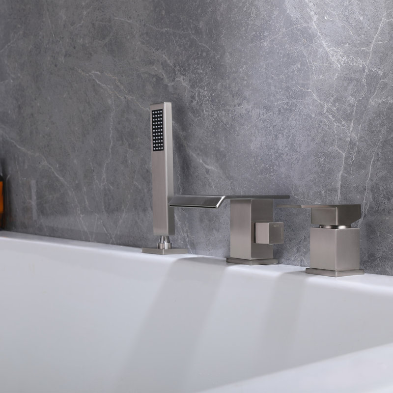 Robinet de baignoire romaine en laiton à fixation sur le comptoir avec douche à main, Nickel brossé