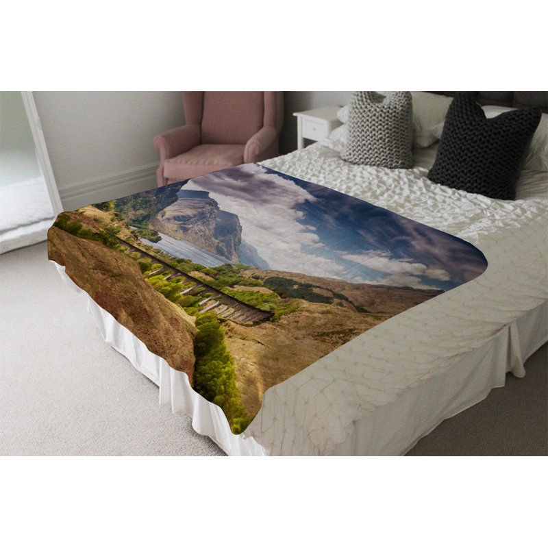 Domoni Plain Weave / Muslin Throw Blanket