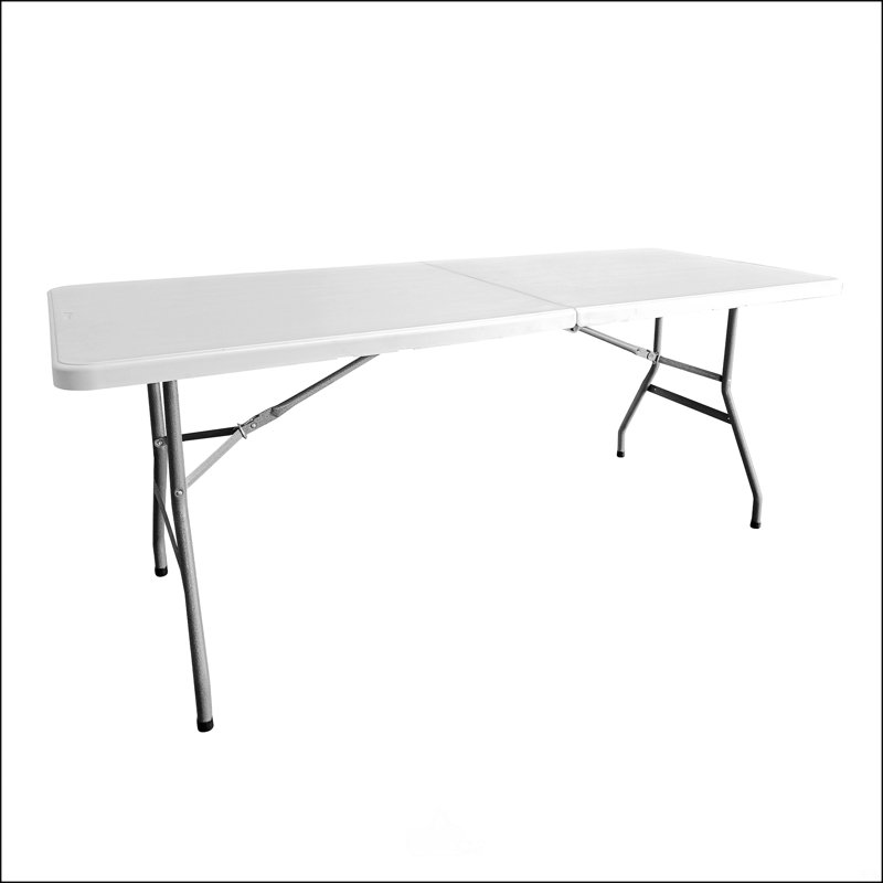 Table pliante polyvalente avec une conception conviviale pour divers réglages
