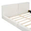 Grand lit plateforme tapissier en velours-831902511