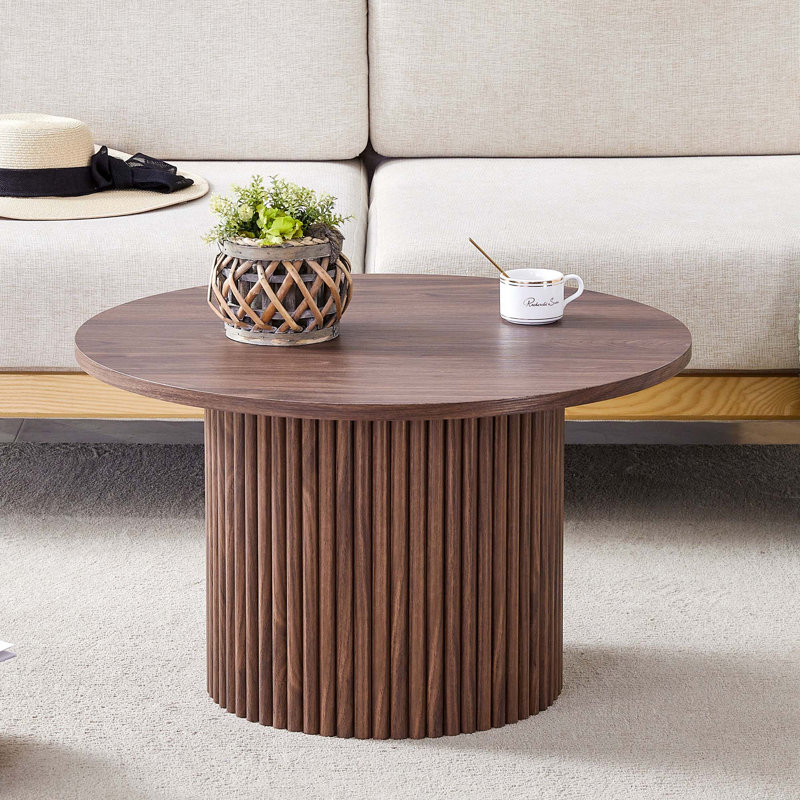 Table basse 31,5 po, H 16,5 po x l 27,5 po x P 16 po, Noyer