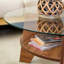 Table basse ronde moderne en verre trempé avec base en éventail et tablette de rangement ouverte-837895556-837895554