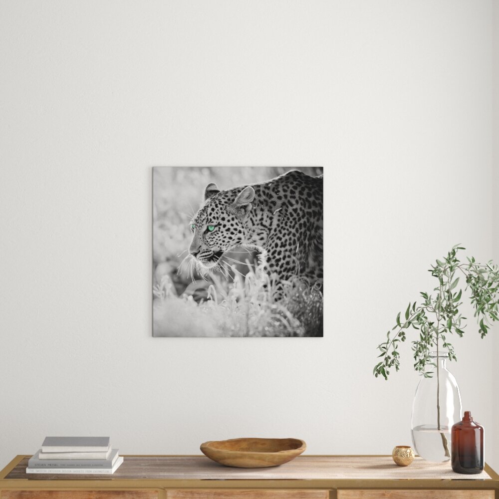 Leinwandbild Schleichender Leopard