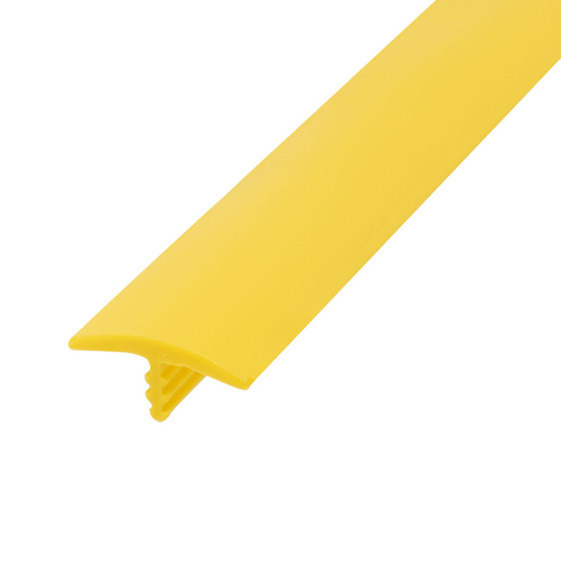 Moulure en T en plastique de polyéthylène flexible de 13/16 po Outwater, Jaune