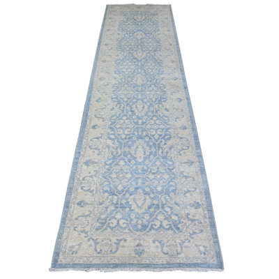 Tapis de couloir bleu nouvel âge 2 pi 8 po x 10 pi 4 po Jaydon