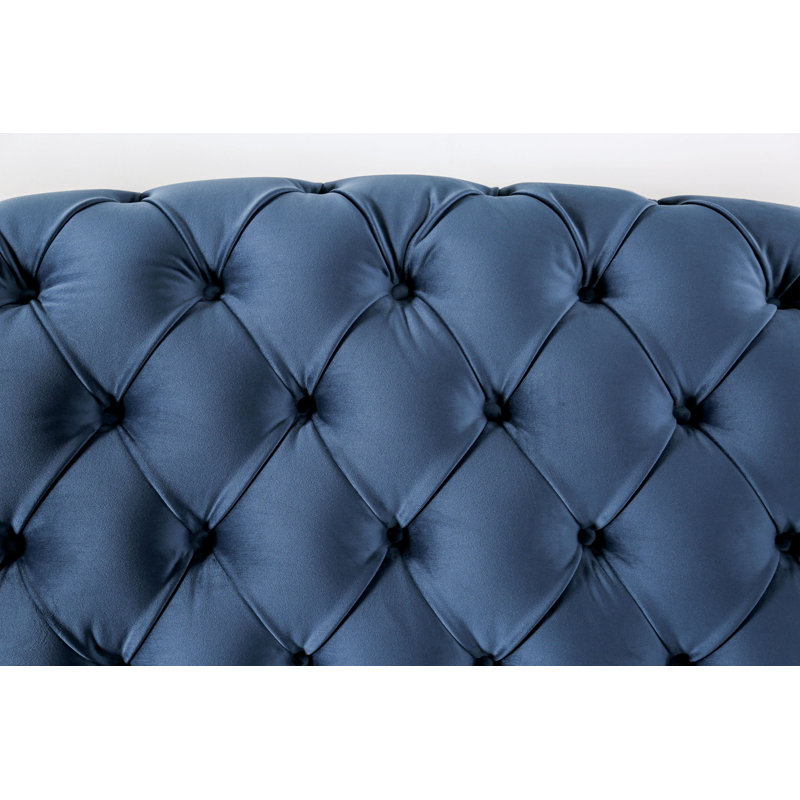 Amerski Upholstered 91'' Sofa