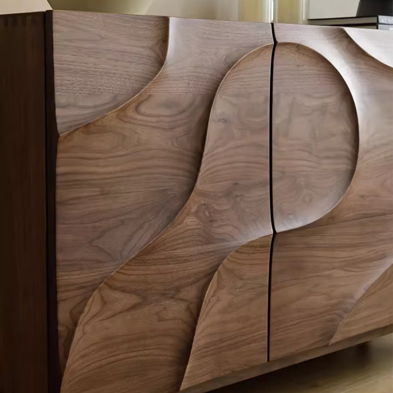 Buffet rétro sculpté