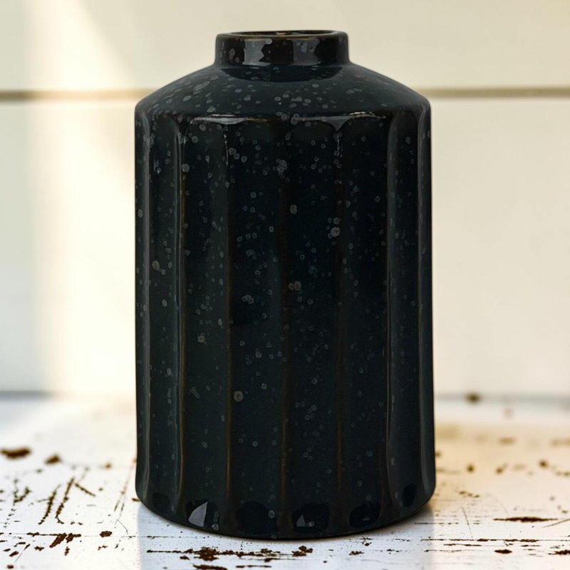 Glossy Vase 18cm, 22cm H x 15cm W x 15cm D