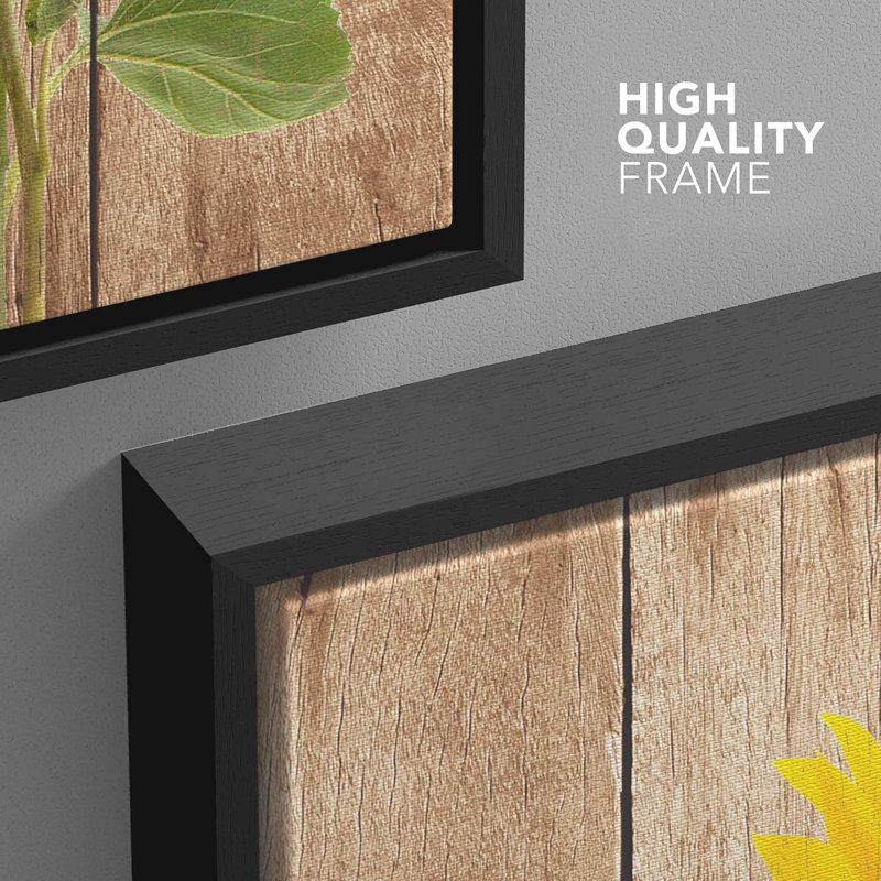 Hautes tournesols sur fond effet bois - impression sur toile tendue, H 36 po x l 24 po, Cadre noir