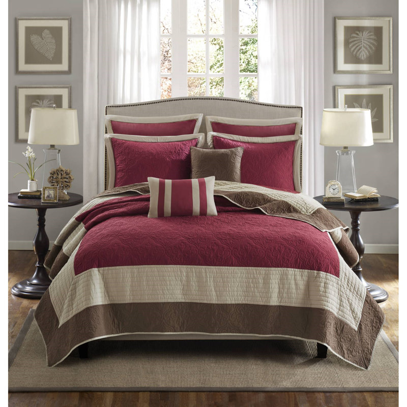 Ensemble de courtepointe pour lit double / grand lit 7 pièces avec couvre-oreillers et coussins décoratifs bleu marine Attingham