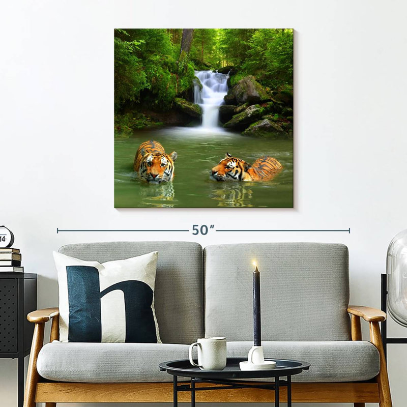 Brampt Tigers, 30" H x 30" W