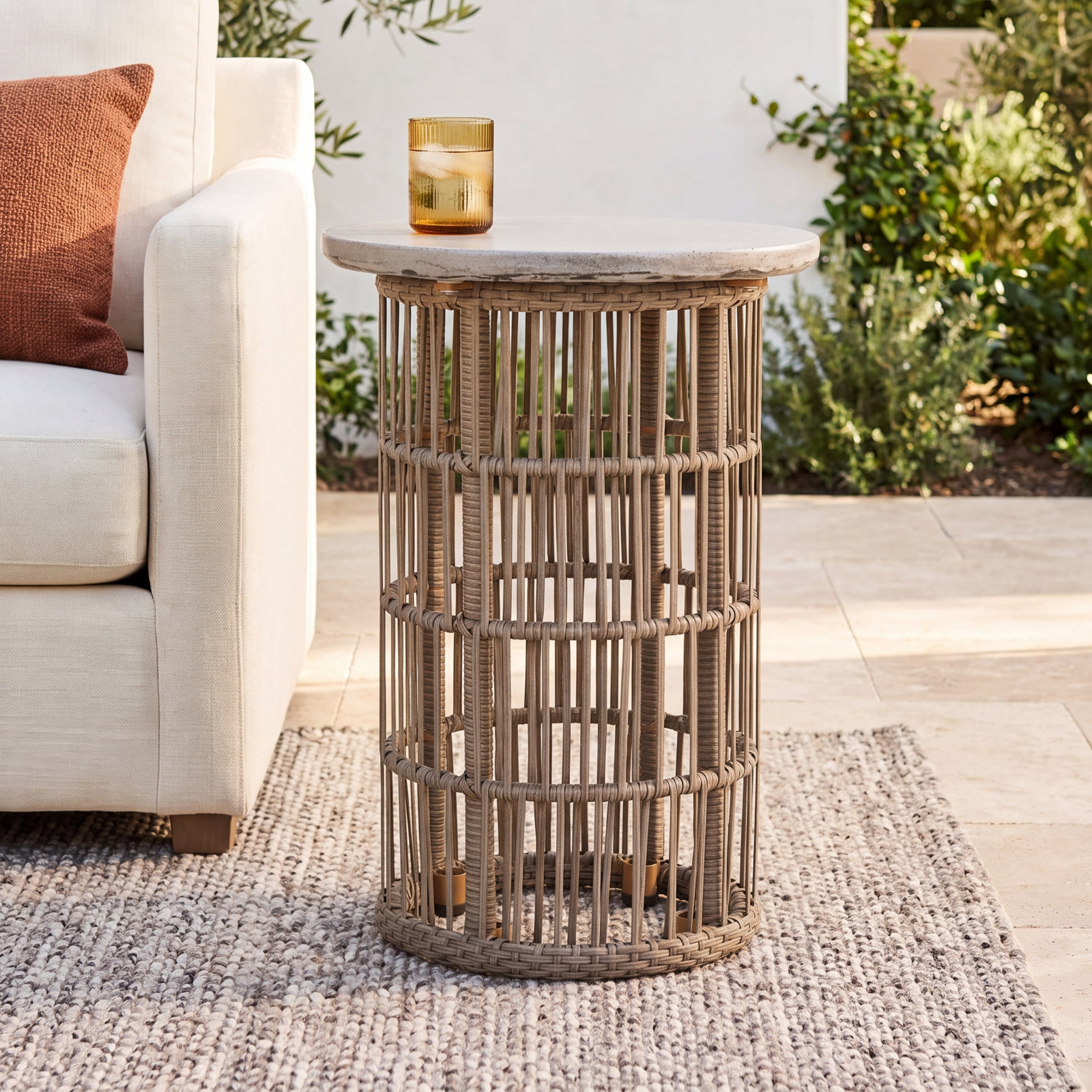 Ginseng 15.8'' Concrete Outdoor Side Table