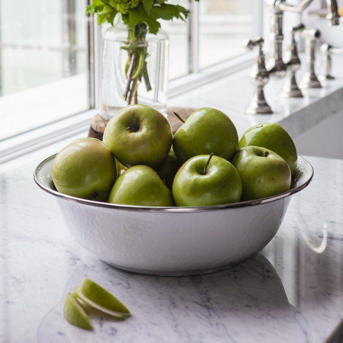 Swirl Serving Basin