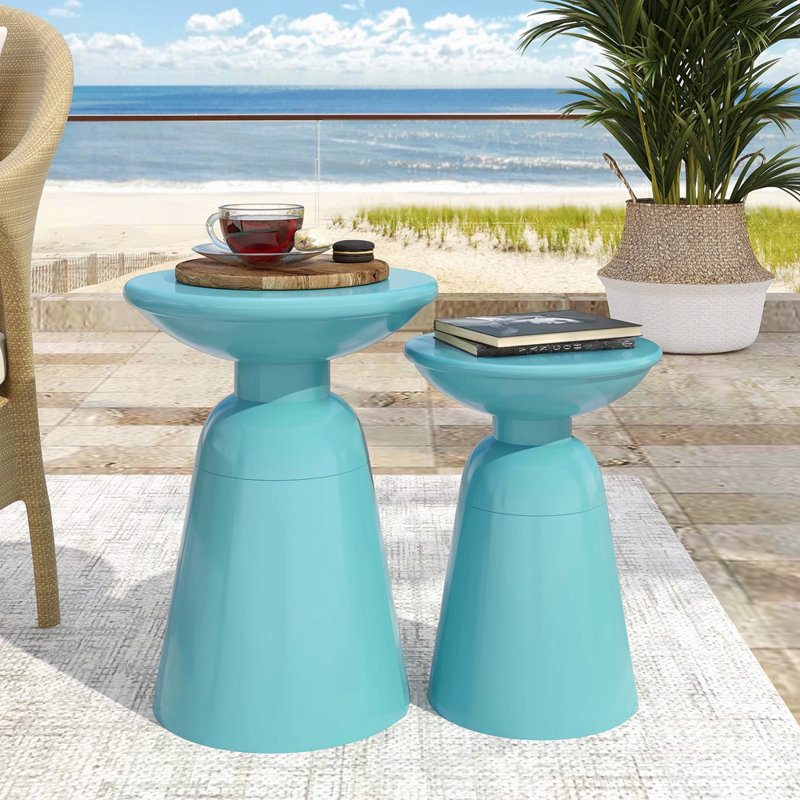 Charmante table d'appoint en métal au design moderne et durable, Sarcelle