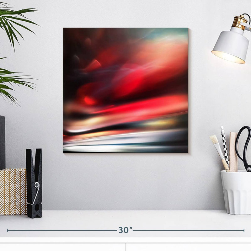 Red, 16" H x 16" W