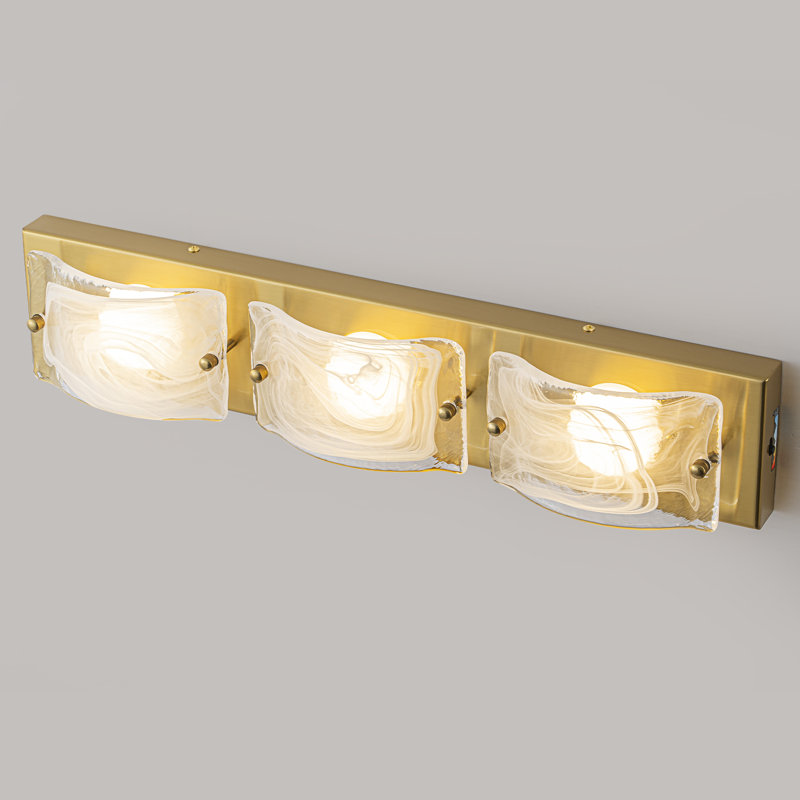 Éclairage à DEL à intensité variable avec abat-jour en verre nuageux, Or, H 4,3 po x l 22,05 po x P 6,3 po, 3 lumières