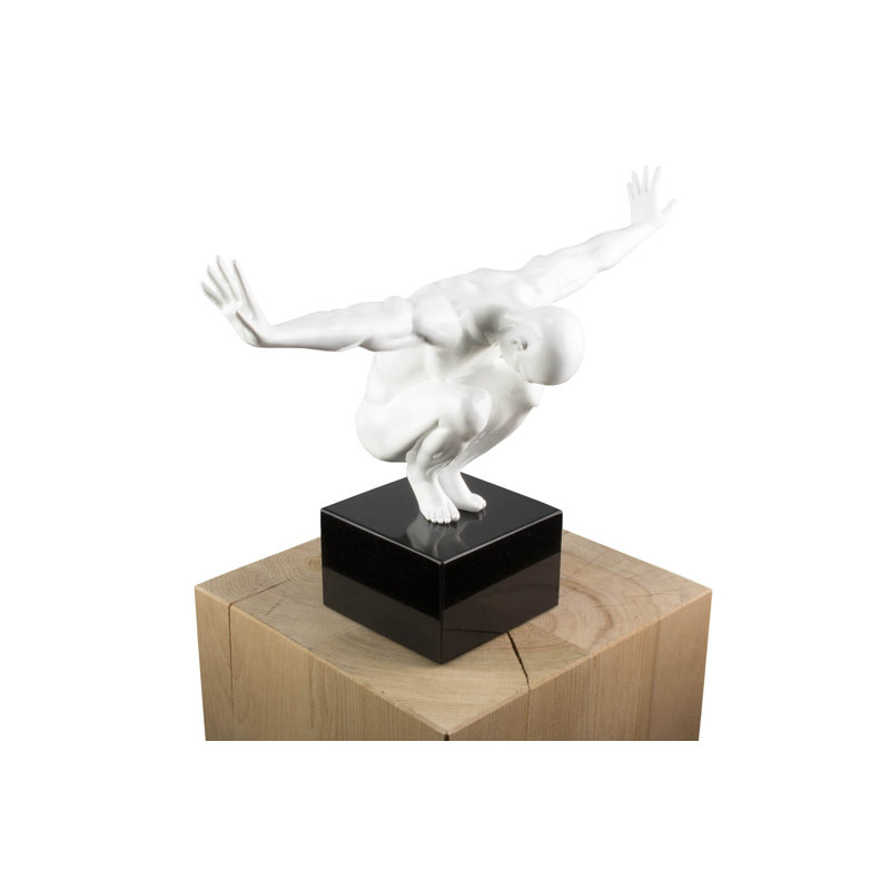 Aykut Figurines & Sculptures, White