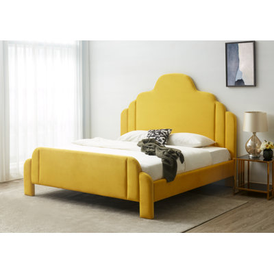 Mercedes Upholstered Velvet Scalloped Bed