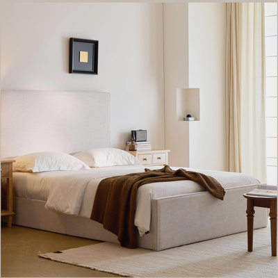 Très grand lit tapissier avec tête de lit 52 po, aucun sommier nécessaire