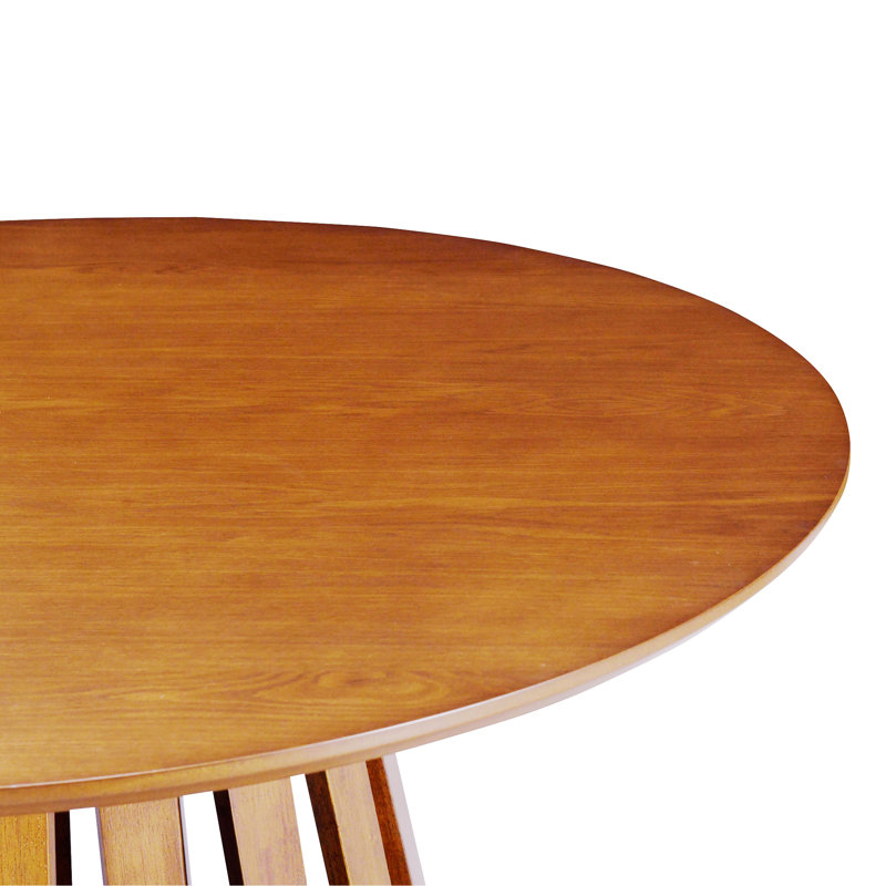 Ensemble de salle à manger avec table et 4 chaises rembourrées avec dossier en rotin