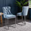 Ensemble de 2 tabourets de bar en velours à hauteur de comptoir capitonnés, design Mid-Century, base en métal chromé, gris-143489033