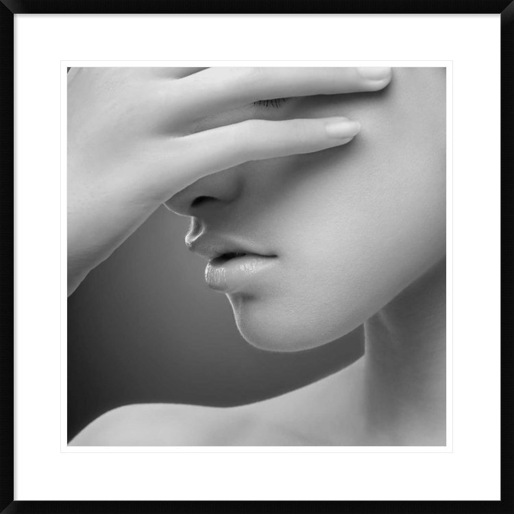 « untitleed » par widi hardhanu, reproduction de photo encadrée, H 28 po x l 28 po x P 1,5 po