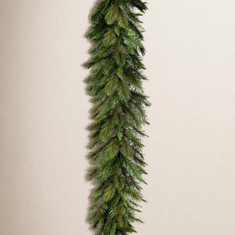 9' Belgium Mix Garland