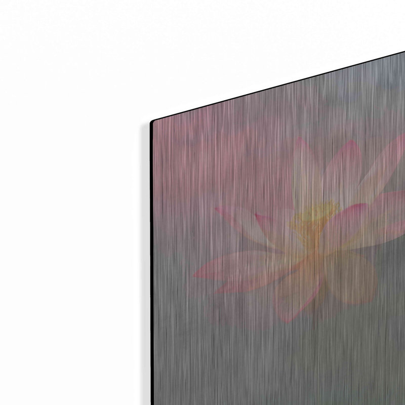 «Pink Passion» par Bahman Farzad - impression sans cadre sur métal, H 24 po x l 16 po x P 0,13 po