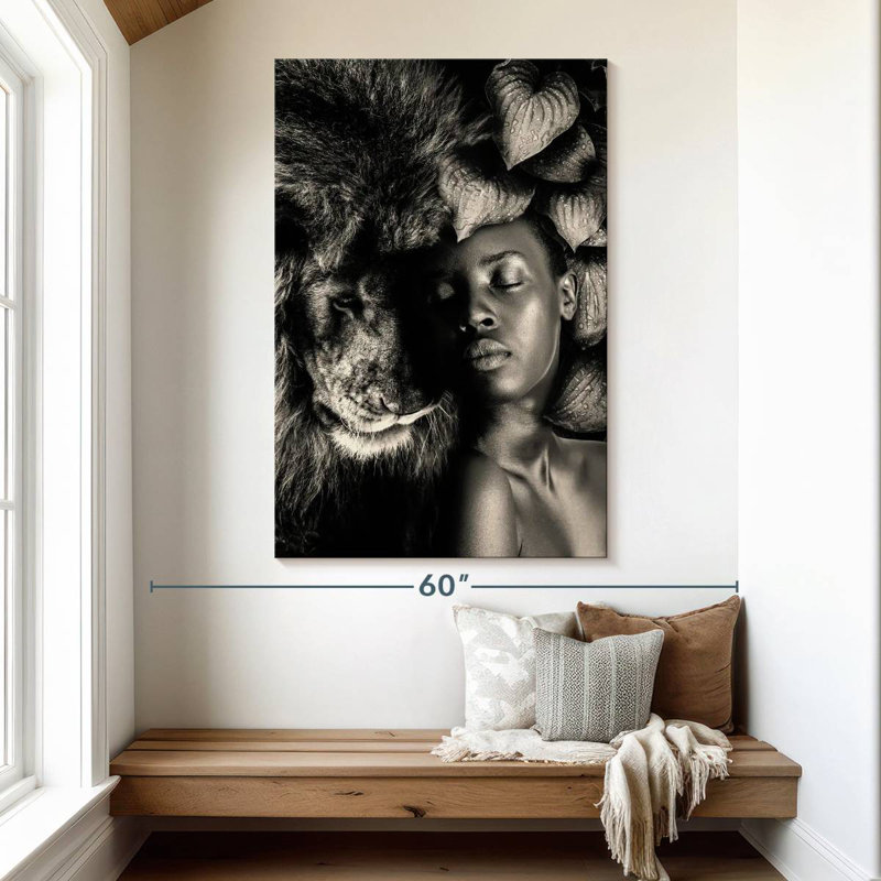 Leisha, femme et lion, H 51 po x l 34 po