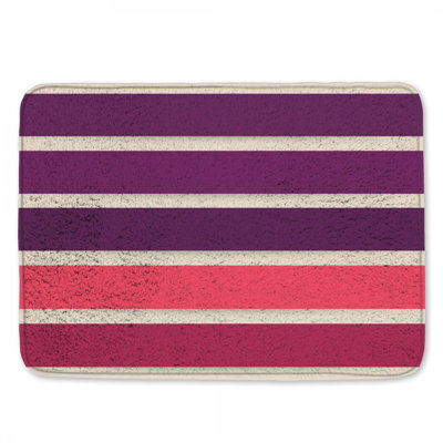 Tapis de bain mauve à rayures rouges