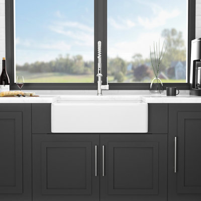 33"X20" White Ceramic Farm Kitchen Sink - Single Bowl Workstation For Elegance 33X20 Functionality And Space Utilization Enhancement