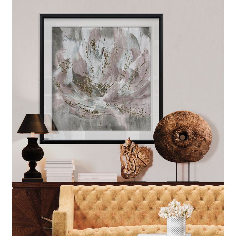 Peinture 'Blush Flower Power', H 23 po x l 23 po x P 1,5 po, Cadre noir