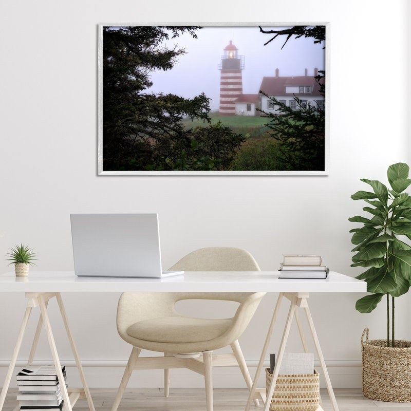 Socked In By Fog, giclée encadrée, design par Rick Berk, H 20 po x l 30 po, Giclée encadrée blanc bord de mer