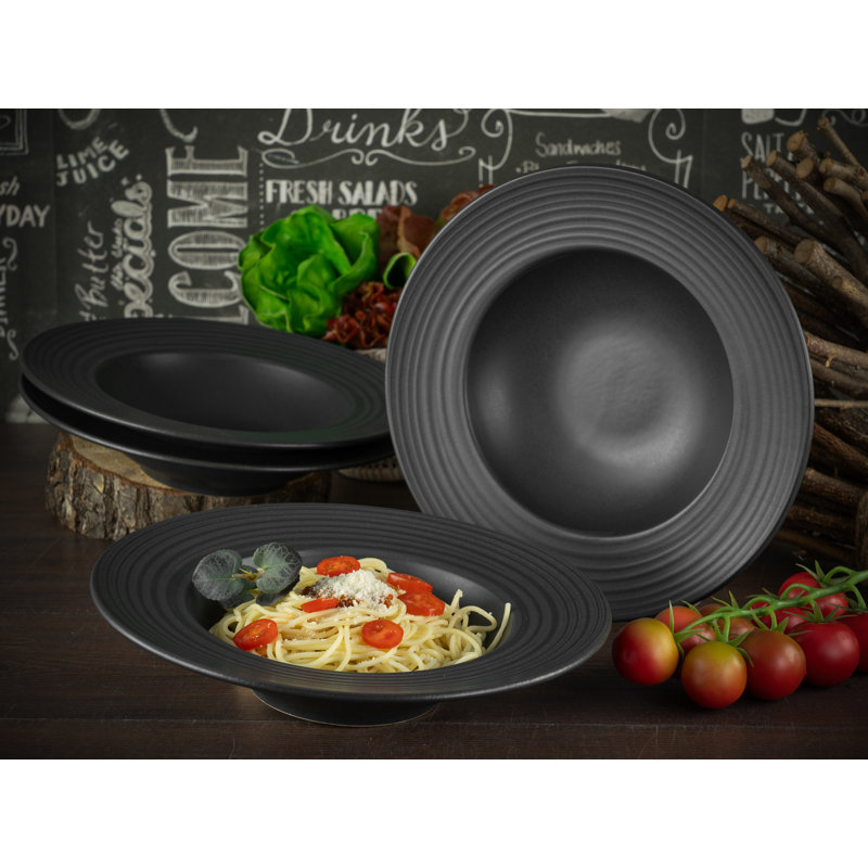 Creatable, Lava Stone Black, 4-piece gourmet pasta plate set