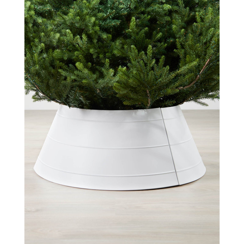 Metal Tree Collar